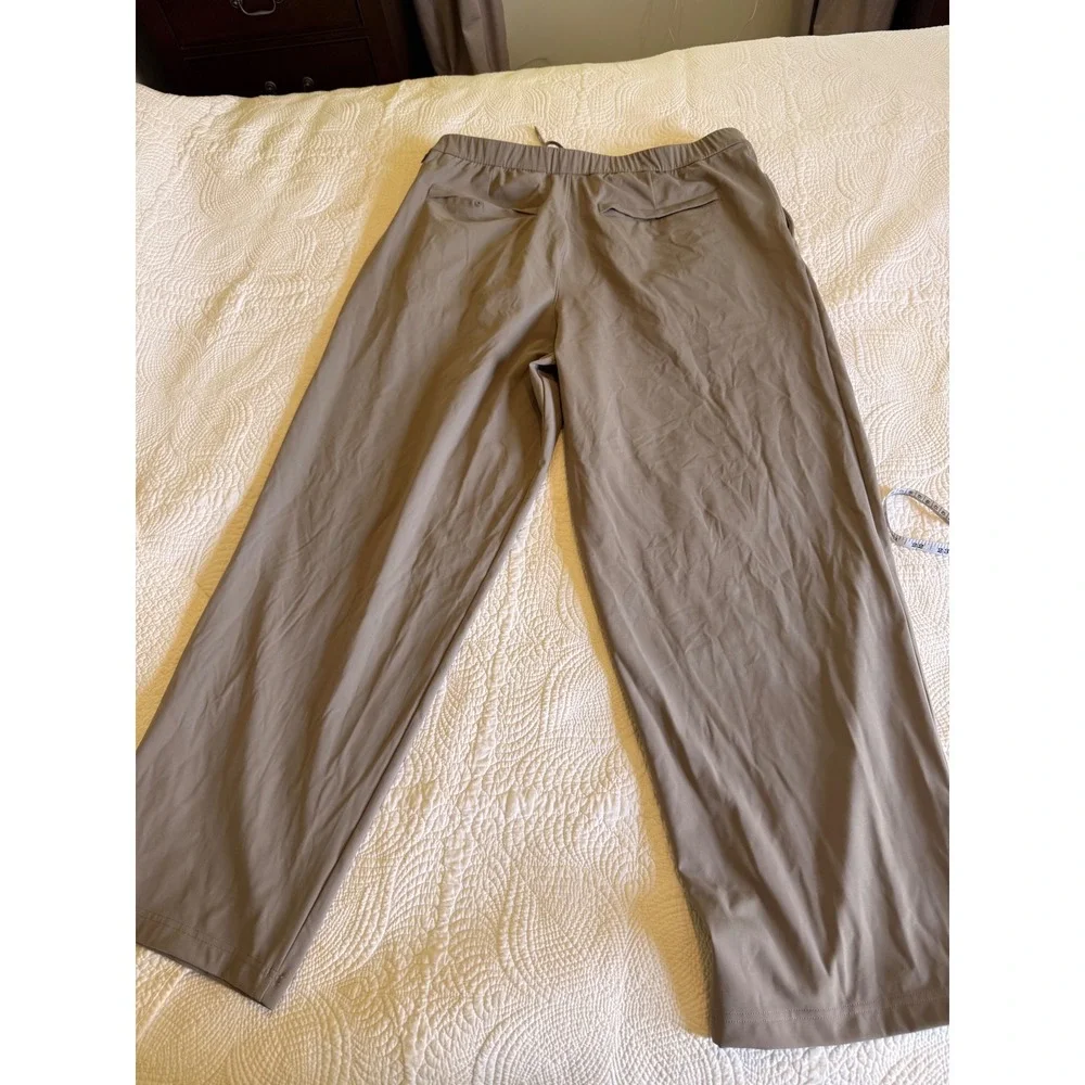 Lululemon Mens Relaxed Fit Trouser ash‎ gray XXL LM5BNYS Wide Leg Pleated Pant